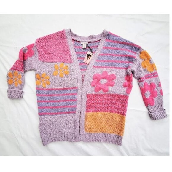 NWT Sincerely Jules Cuddly Soft Purple Pink Retro Flower Cardigan Sweater Size M - Picture 2 of 7